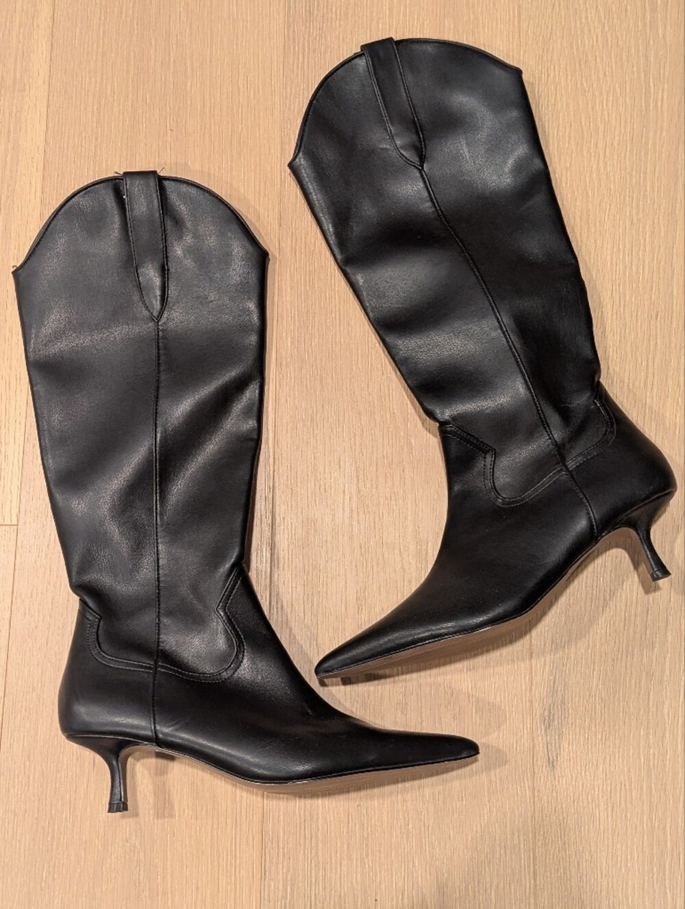 Black Leather Pointed-Toe Knee-High Boots